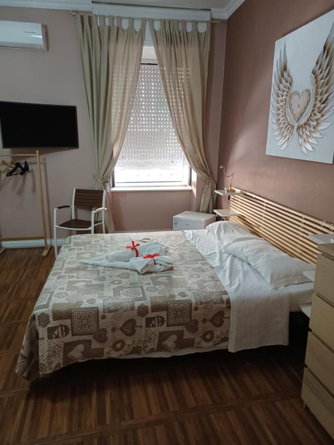 Ponte Di Chiaia Hotel Nápoly Kültér fotó
