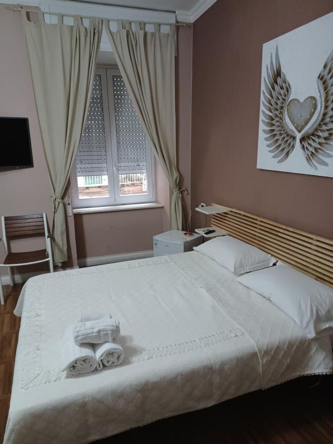 Ponte Di Chiaia Hotel Nápoly Kültér fotó
