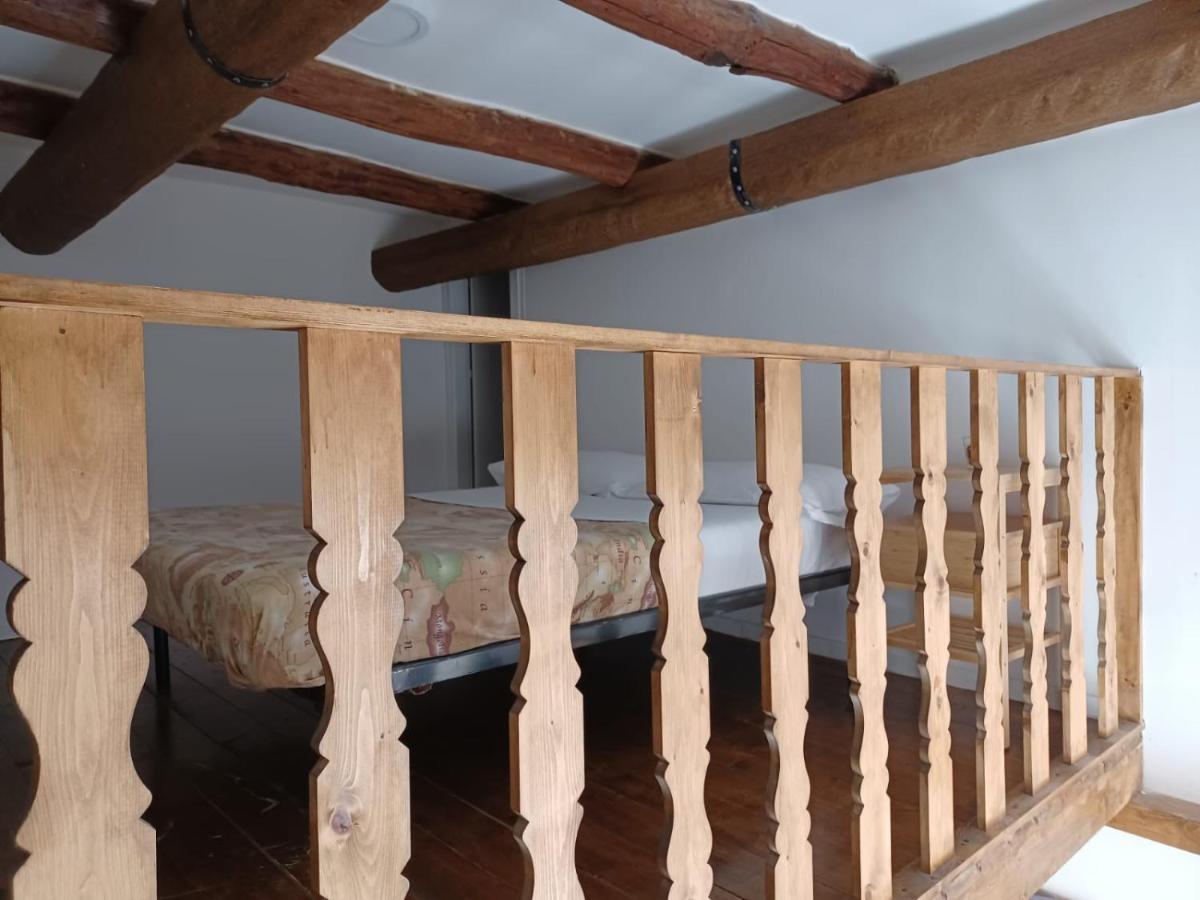 Ponte Di Chiaia Hotel Nápoly Kültér fotó