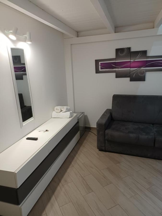 Ponte Di Chiaia Hotel Nápoly Kültér fotó