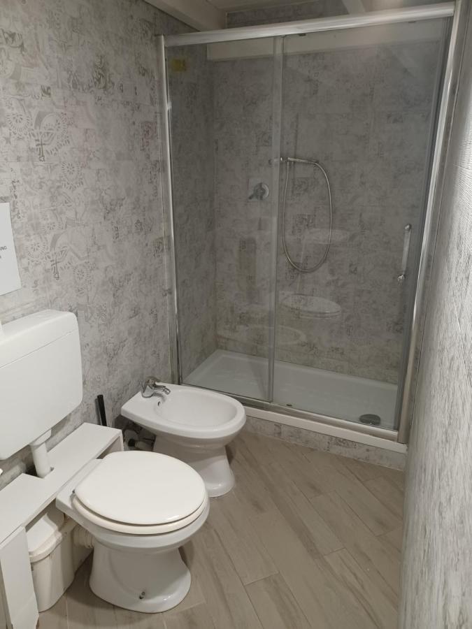 Ponte Di Chiaia Hotel Nápoly Kültér fotó