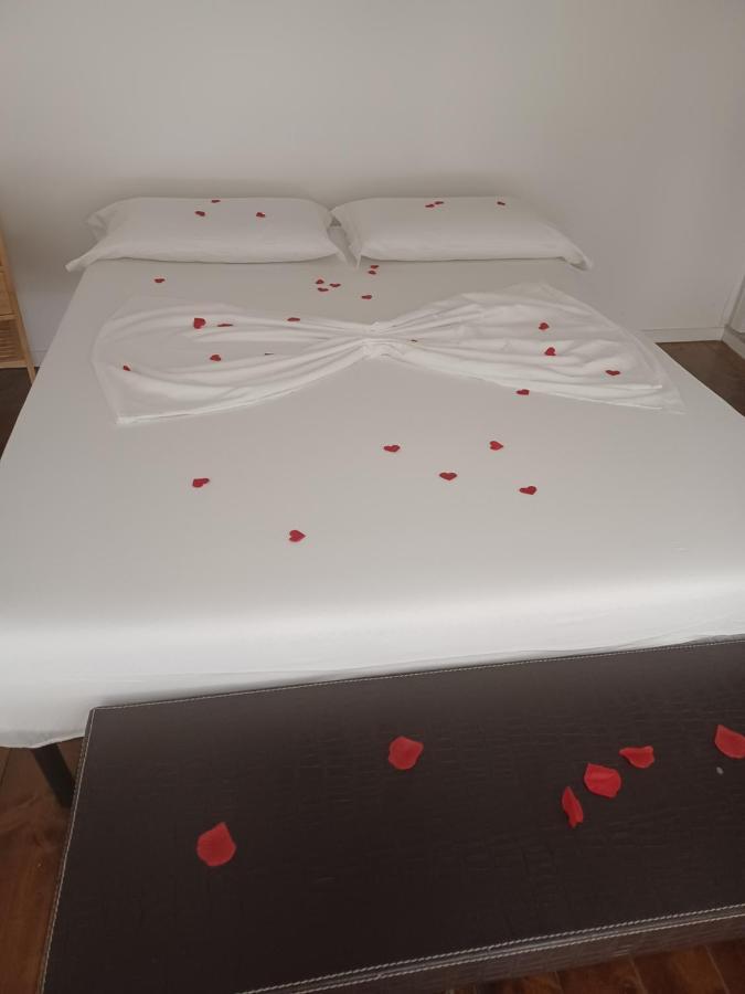 Ponte Di Chiaia Hotel Nápoly Kültér fotó