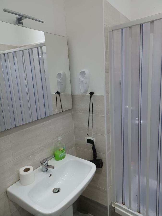 Ponte Di Chiaia Hotel Nápoly Kültér fotó